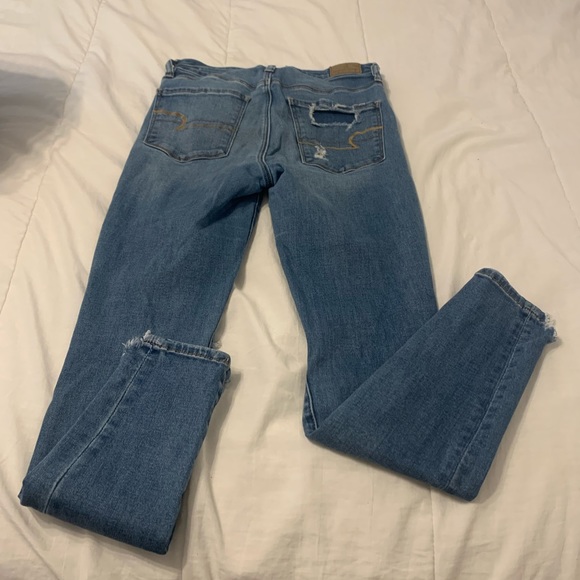 Ripped Jeans - Picture 2 of 4